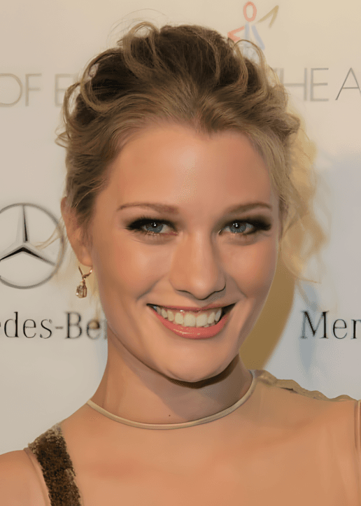 Ashley Hinshaw-Grace - a talent of John Robert Powers